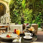 Pershing Hall Hotel
