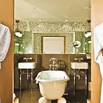 Pershing Hall Hotel Paris