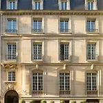 Pershing Hall Hotel