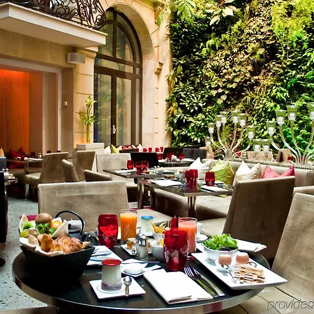 Hotel Pershing Hall
