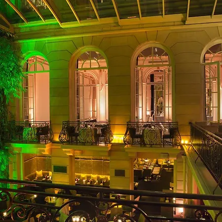 Отель Pershing Hall 5*