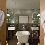 Pershing Hall Hotel 5*