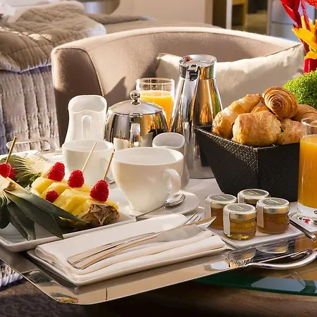 Pershing Hall 5* Paris