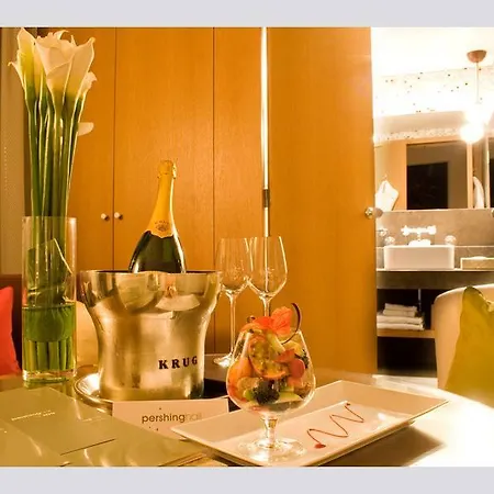 Pershing Hall 5* Parijs