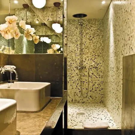 Pershing Hall Otel Paris