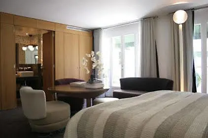 Pershing Hall Paris