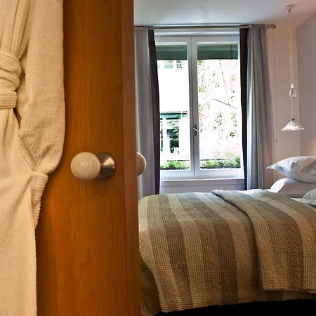 Hotell Pershing Hall 5*