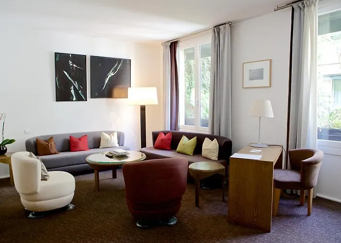 Pershing Hall 5* Parigi