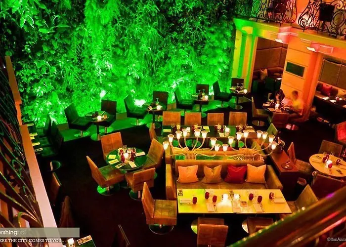 Pershing Hall Hotel Paris