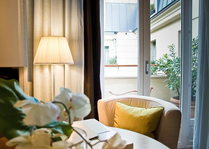 Hotel Pershing Hall