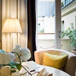 Hotel Pershing Hall